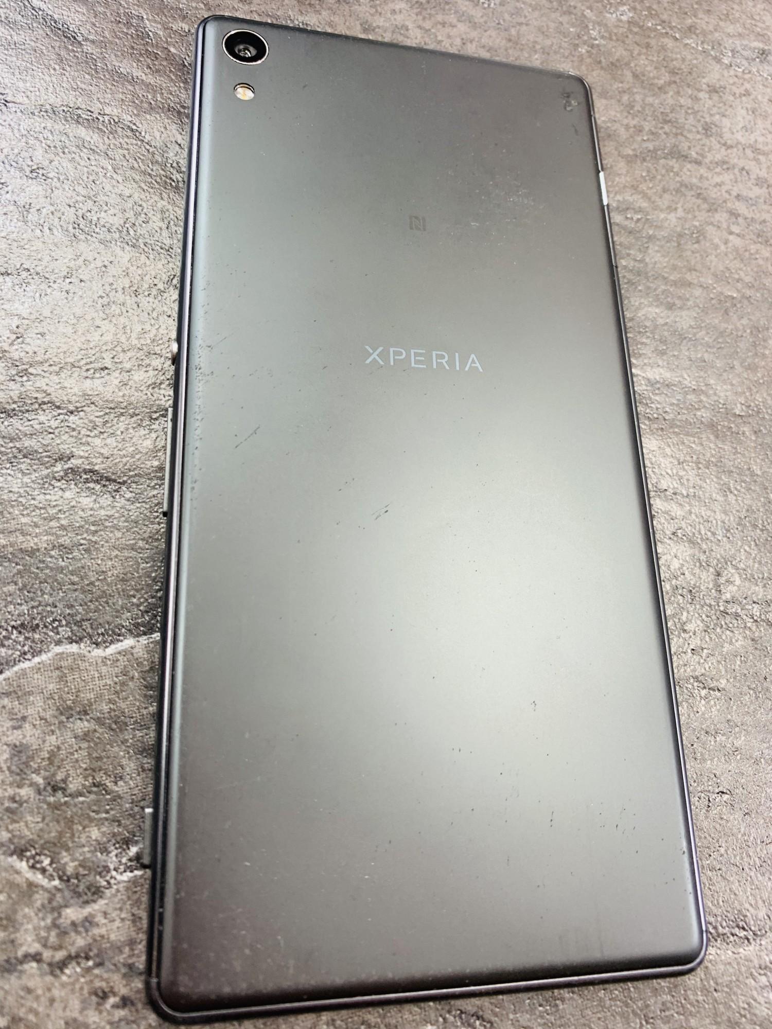 Mobiiltelefon Sony Xperia Xa Ultra F Luutar