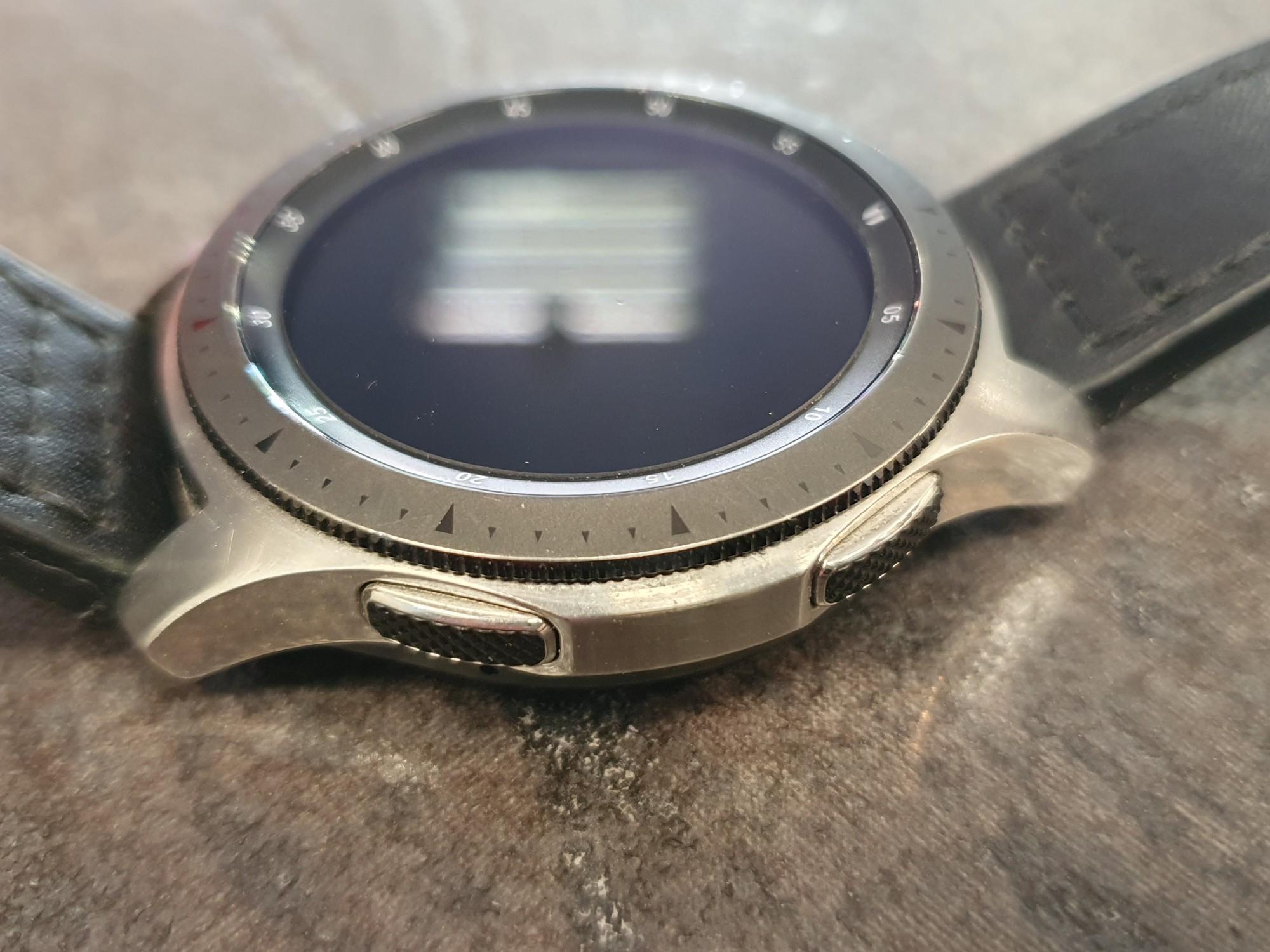 Samsung Galaxy Watch 46mm 4G SM R805F Luutar