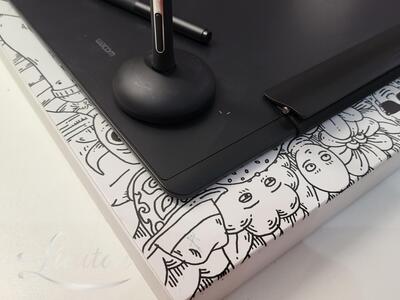 Graafikalaud Wacom Intuos Pro L PTH-860 + Lisa Stylus KP13200D