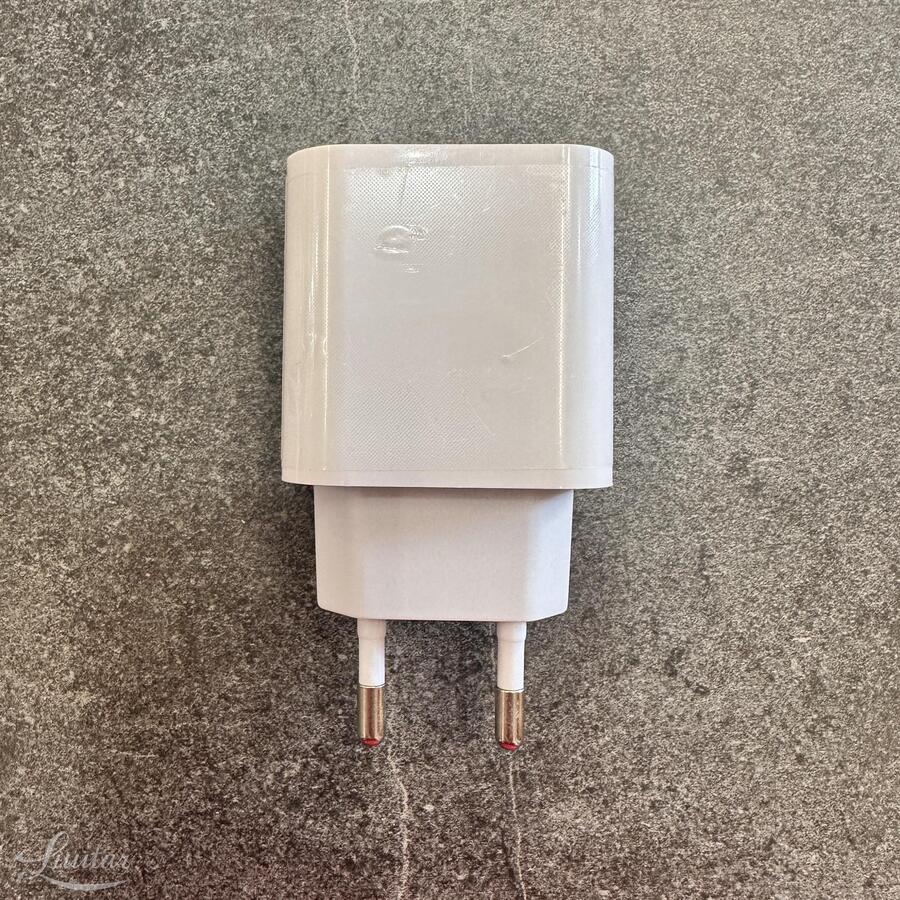 Adapter Power Adapter Type-C 20W