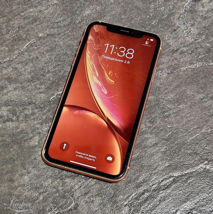 Mobiiltelefon Apple iPhone XR 64 GB