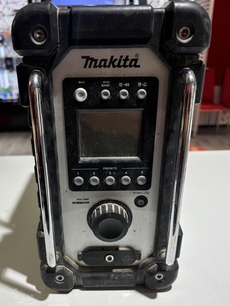 Raadio Makita DMR107