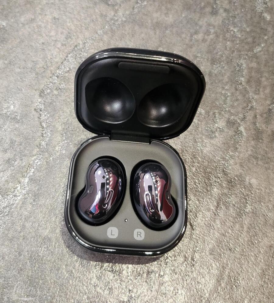 Kõrvaklapid Samsung Galaxy Buds Live