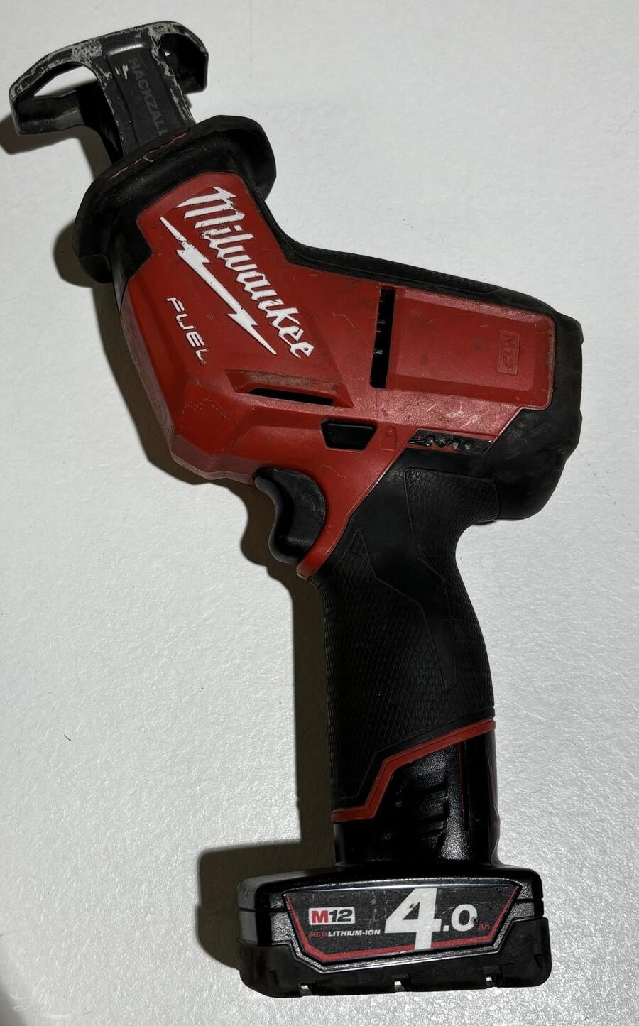 Akuotssaag Milwaukee M12 FUEL CHZ-0