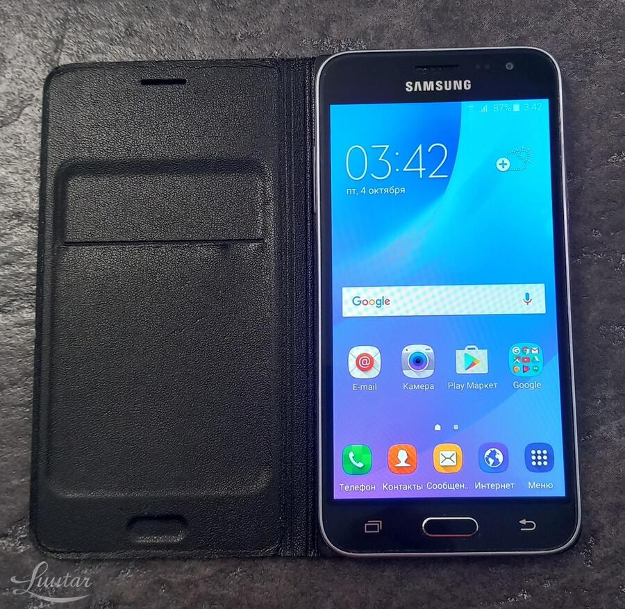 Mobiiltelefon Samsung Galaxy J3 2016 (SM-J320FN)