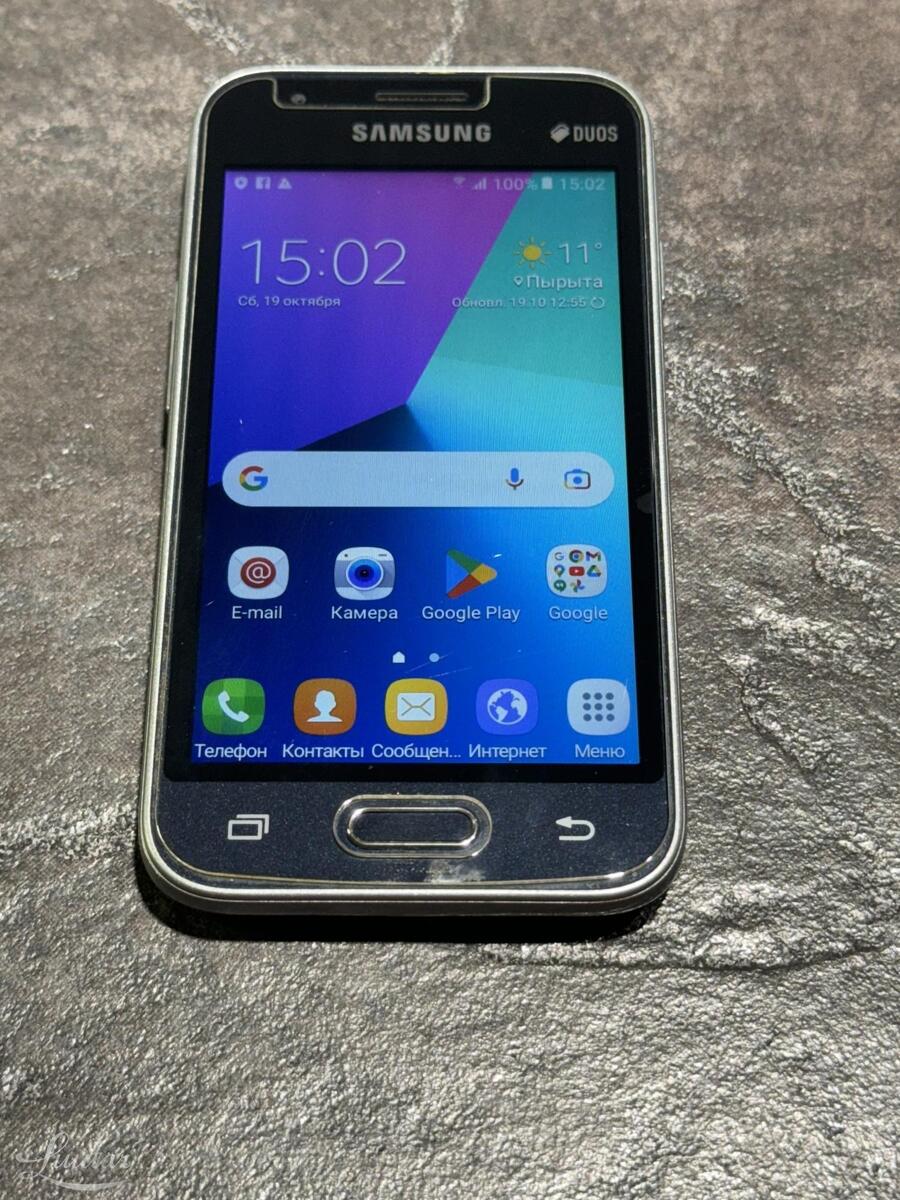 Mobiiltelefon Samsung Galaxy J1 mini