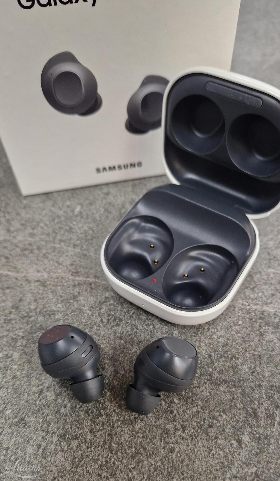 Bluetooth kõrvaklapid Samsung Galaxy Buds FE