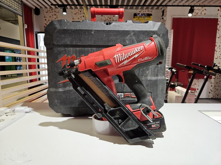 Akunaelapüss Milwaukee M18 FFN