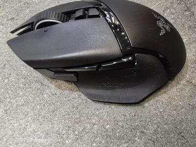 Hiir Razer Basilisk V3 Pro